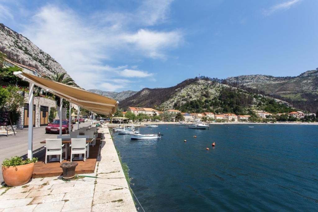 Apartments Bezek Trstenik  Exterior foto
