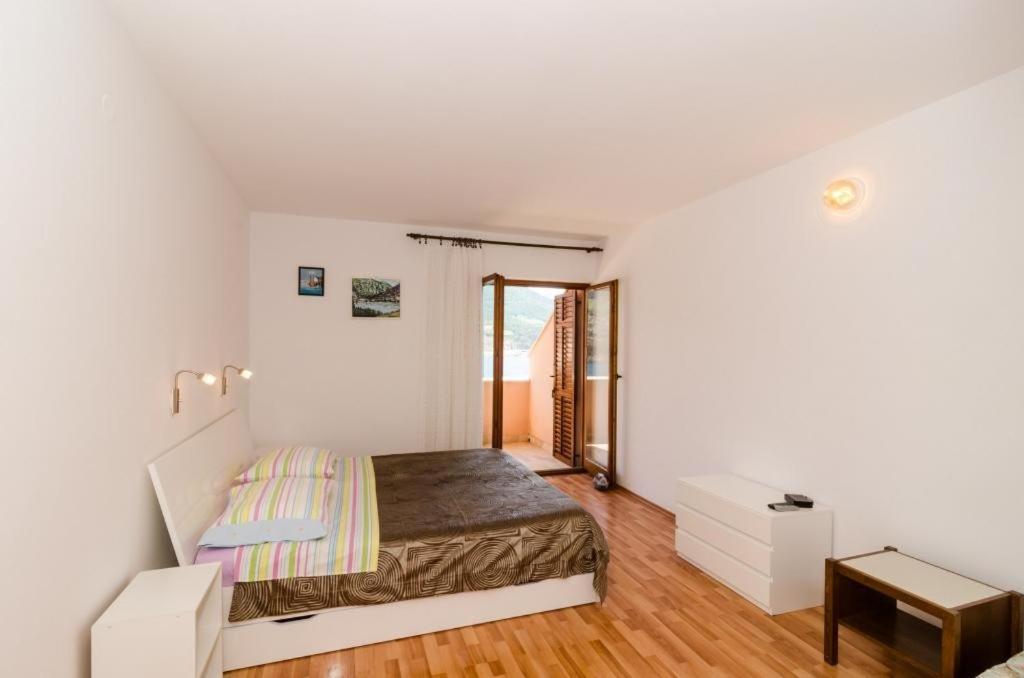 Apartments Bezek Trstenik  Exterior foto